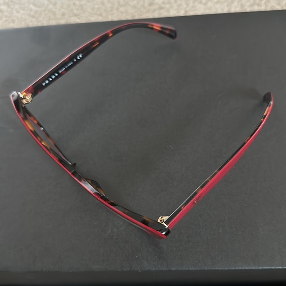 Prada frames with case. They do have a prescription in them. - Picture 3 of 3